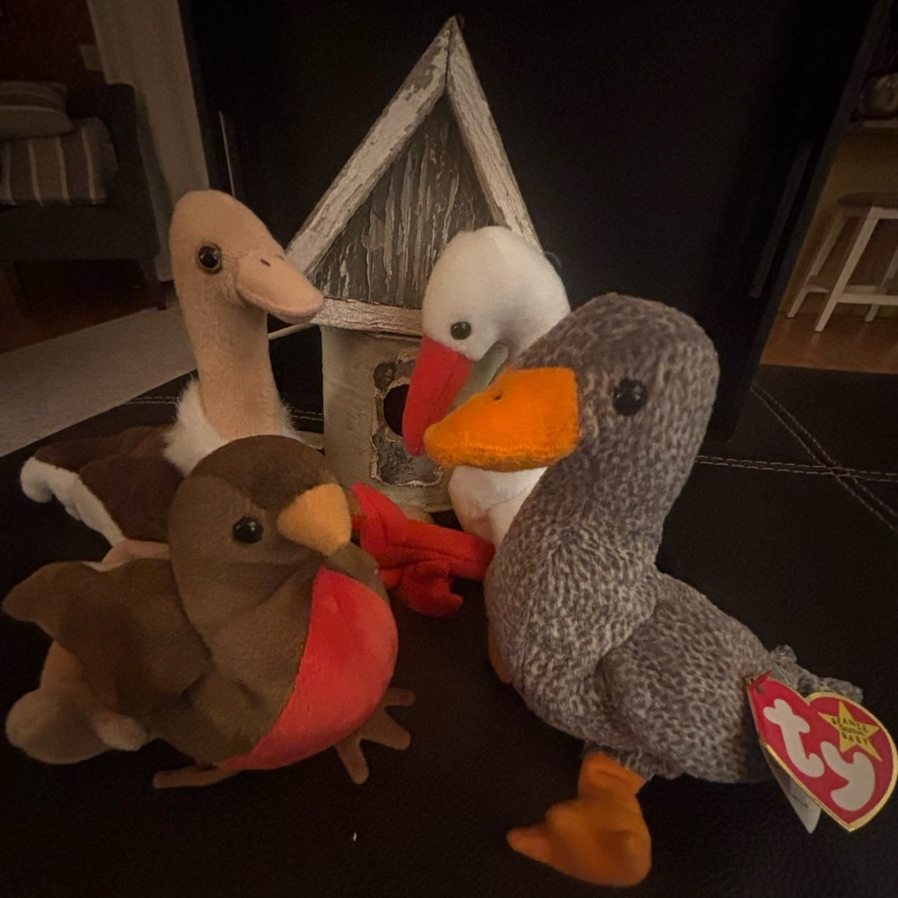 Ty Plush Stretch , Stilts,Honks , Early with tag errors